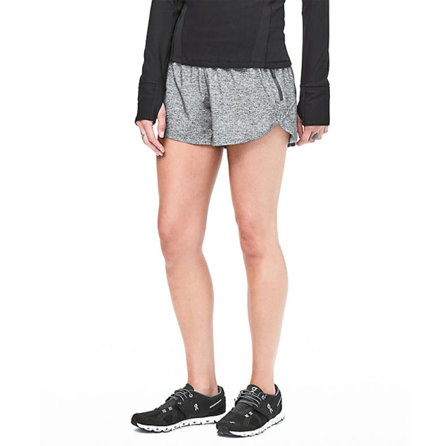E-Comm: LuluLemon Workout Bottoms We're Obsessed With